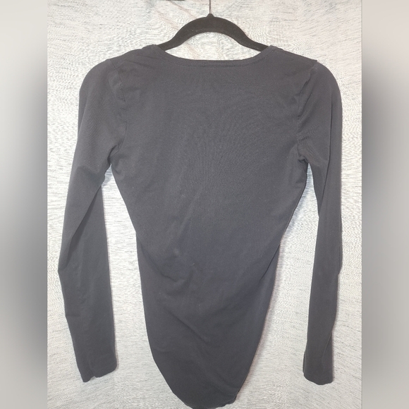 Everlane Small Long sleeve Scoop neck Body Suit Super Soft Black - Picture 3 of 4